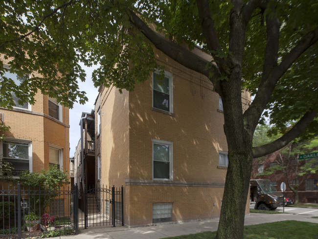 3600 N Oakley Ave in Chicago, IL - Foto de edificio - Building Photo