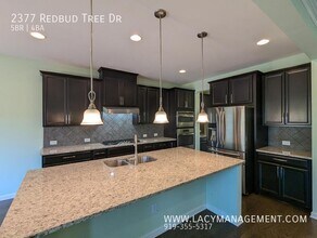 2377 Redbud Tree Dr in Apex, NC - Building Photo - Building Photo