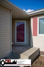 6924 Whitewater Ln in Lincoln, NE - Building Photo - Building Photo
