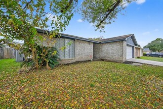 10510 Overview Dr in Sugar Land, TX - Building Photo - Building Photo