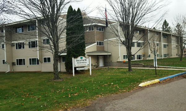 Isle View Apartments in Isle, MN - Building Photo