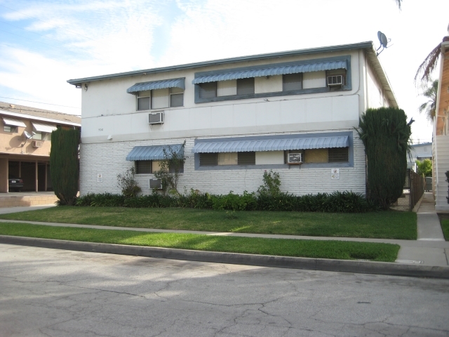 Eremland Apartments in Covina, CA - Building Photo