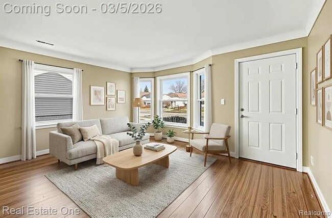 421 W Kalama Ave in Madison Heights, MI - Building Photo - Building Photo