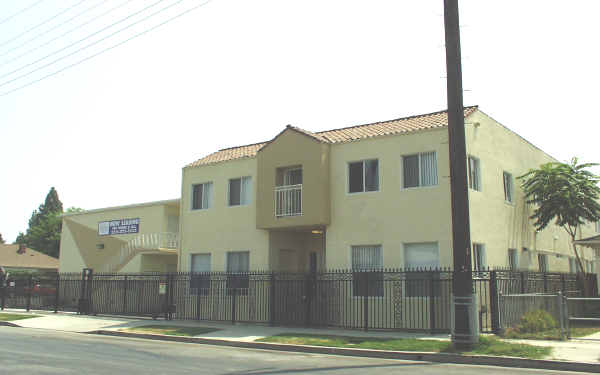 1156 W 36th Pl in Los Angeles, CA - Building Photo