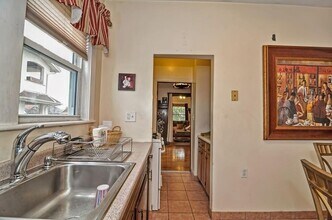 28 Quincy St in Medford, MA - Building Photo - Building Photo