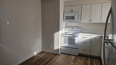 11455 W Roxbury Ct in Boise, ID - Building Photo - Building Photo