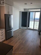 7895 Jane St in Vaughan, ON - Building Photo - Building Photo