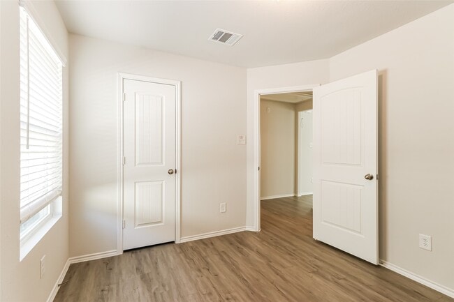 property at 2018 East Chunk Dr