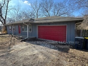 7318 James A Reed Rd in Kansas City, MO - Building Photo - Building Photo