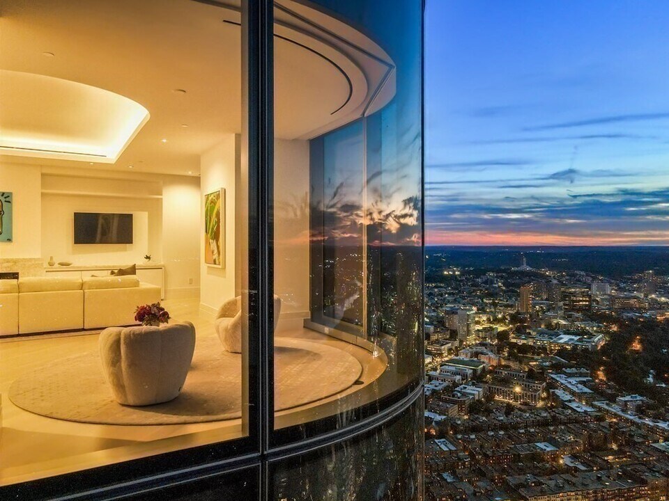 1 Dalton St in Boston, MA - Building Photo