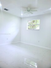 6700 SW 97th Ave in Miami, FL - Building Photo - Building Photo