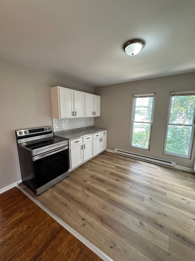 property at 303 S 4th St