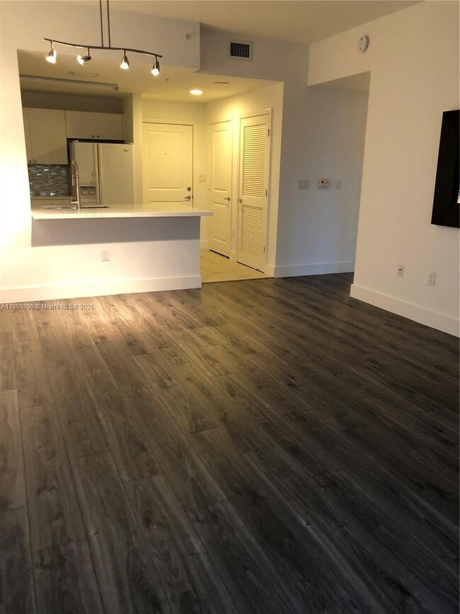 property at 10 Aragon Ave