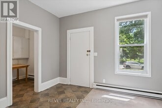 170 James St E in Cobourg, ON - Building Photo - Building Photo