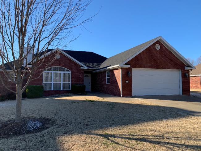 property at 702 Tunbridge Dr