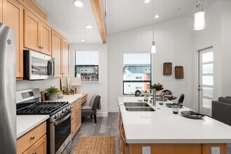 1881 Notre Dame Blvd, Unit 2 in Chico, CA - Building Photo - Building Photo
