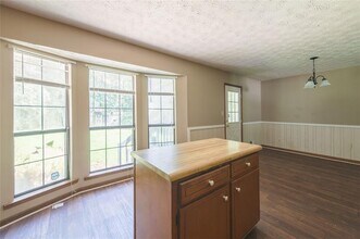 310 Summerwood Ln in Stockbridge, GA - Building Photo - Building Photo