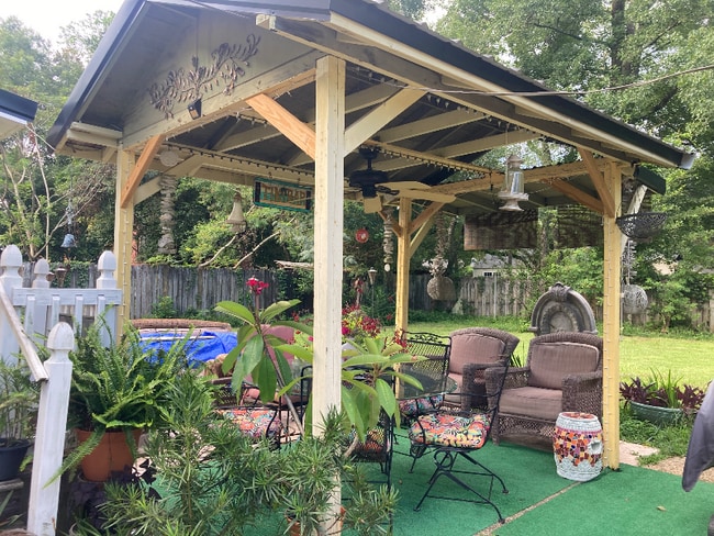 property at 1279 Carlton Acres W