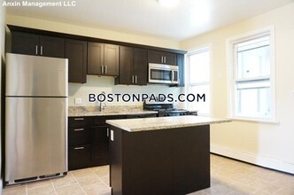 2 Wyman Pl in Boston, MA - Building Photo - Building Photo