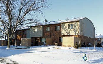 Fostoria Green Apartments in Fostoria, OH - Building Photo - Building Photo