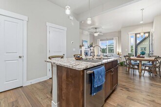 5120 Longshaw Ct in Windsor, CO - Building Photo - Building Photo