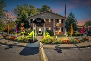 Waterford Square Apartment Homes in Huntsville, AL - Building Photo