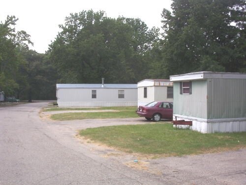 426 S Pine St in Monticello, AR - Foto de edificio - Building Photo