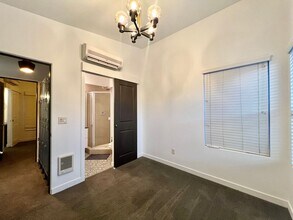 4303 SE Division St in Portland, OR - Building Photo - Building Photo