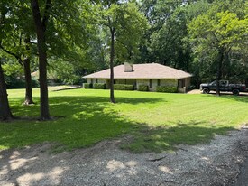 15712 Top Ct in Kemp, TX - Building Photo