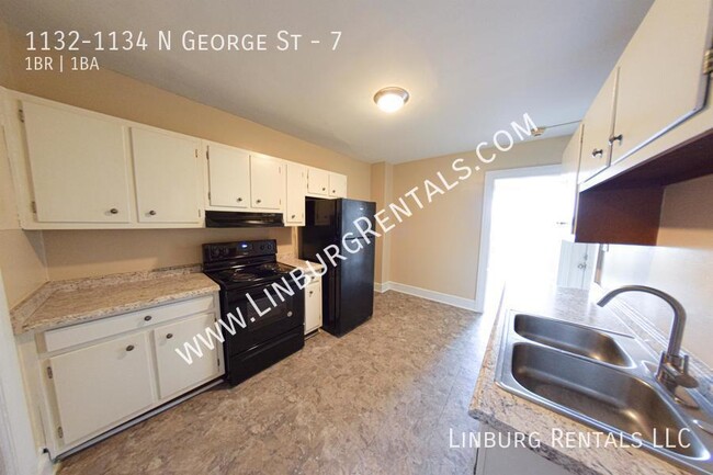 property at 1132-1134 N George St