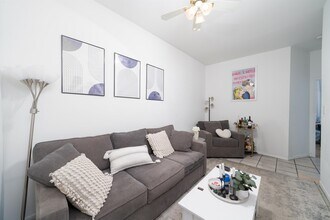 324 Monroe St in Hoboken, NJ - Building Photo - Building Photo