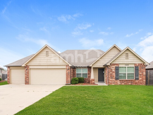 property at 13506 S Nyssa Pl