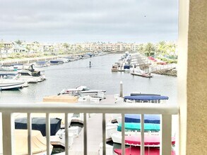 4214 Tradewinds Dr in Oxnard, CA - Building Photo - Building Photo
