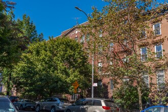 105 Lefferts Pl in Brooklyn, NY - Building Photo - Building Photo