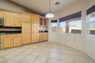 5860 Gushing Spring Ave in Las Vegas, NV - Building Photo - Building Photo