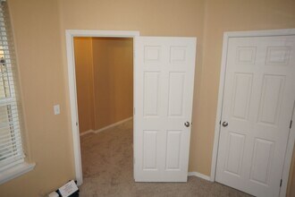 532 NE Caden Ave in Hillsboro, OR - Building Photo - Building Photo