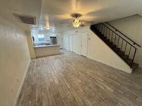 6140 W Townley Ave in Glendale, AZ - Building Photo - Building Photo