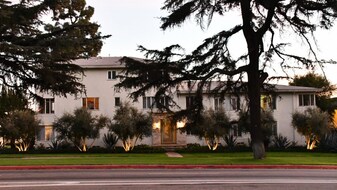4700 Los Feliz Blvd in Los Angeles, CA - Building Photo
