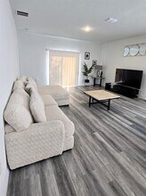 1340 38th St in Orlando, FL - Building Photo - Building Photo