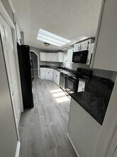 62 Bennett Rd in Candler, NC - Building Photo - Building Photo