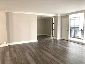 620 Peachtree St NE, Unit 904 in Atlanta, GA - Foto de edificio - Building Photo