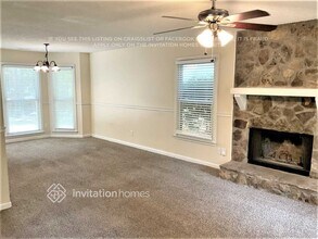 100 Pepperwood Dr in Peachtree City, GA - Building Photo - Building Photo