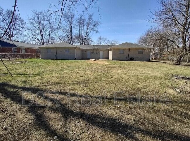 7817 Southfield Dr in Southport, IN - Building Photo - Building Photo