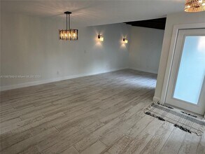 7106 SW 112th Pl in Miami, FL - Building Photo - Building Photo
