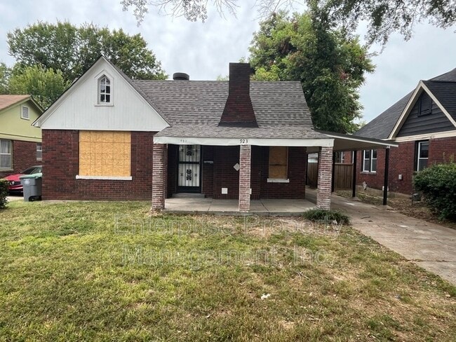 property at 923 Garland St