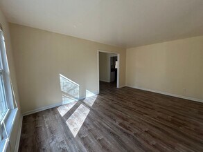 2637 Old Jonesboro Rd in Fairburn, GA - Building Photo - Building Photo