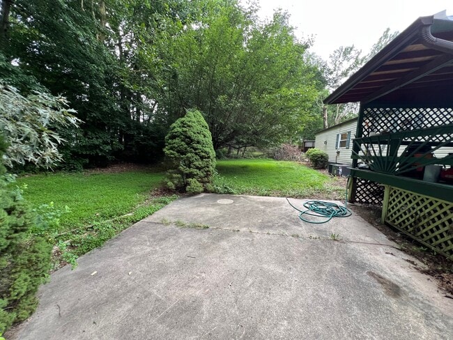 property at 4408 Sanford Ct