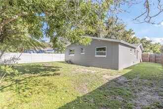 5418 Newton Ave S in Gulfport, FL - Building Photo - Building Photo
