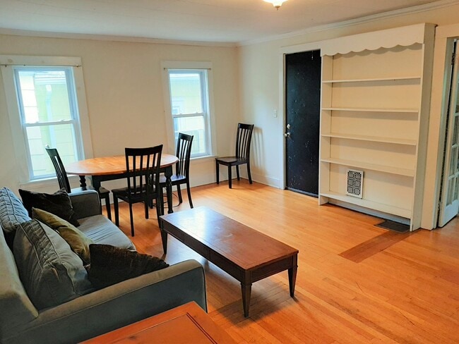 123 Columbia St in Ithaca, NY - Building Photo - Building Photo