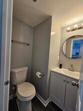 323 Felsted Ct in Sterling, VA - Building Photo - Building Photo